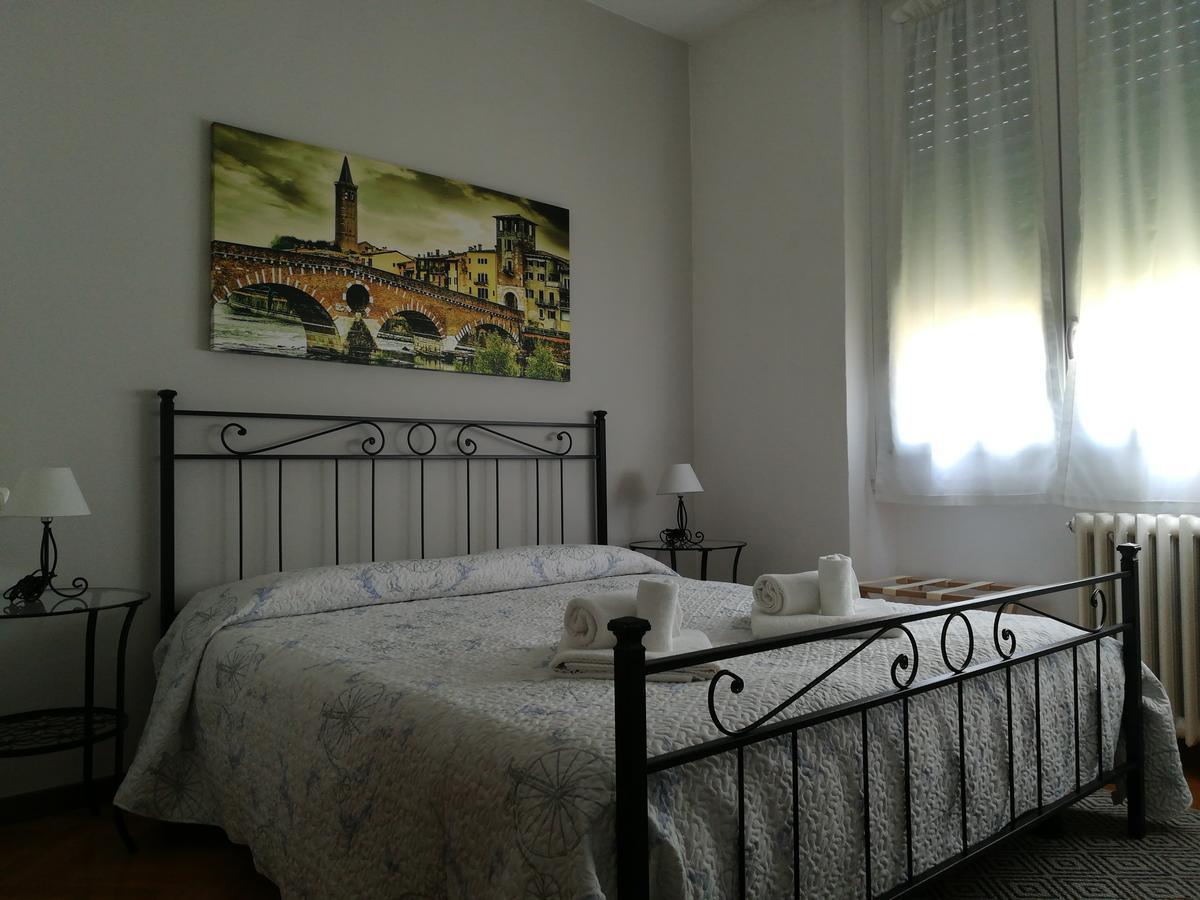 Hotel A Casa Di Luca Werona Zewnętrze zdjęcie
