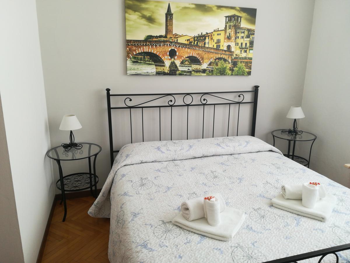 Hotel A Casa Di Luca Werona Zewnętrze zdjęcie
