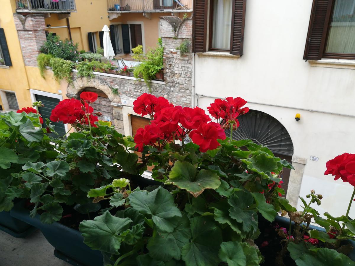 Hotel A Casa Di Luca Werona Zewnętrze zdjęcie
