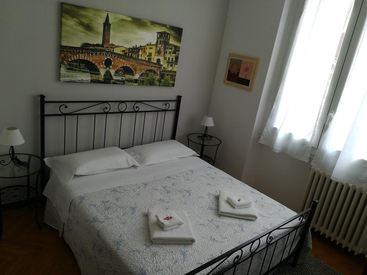 Hotel A Casa Di Luca Werona Zewnętrze zdjęcie