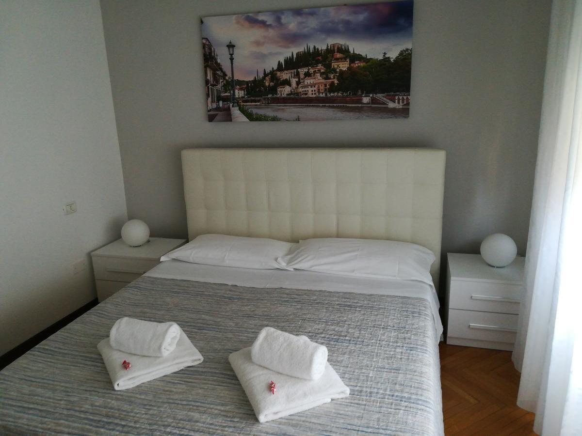 Hotel A Casa Di Luca Werona Zewnętrze zdjęcie