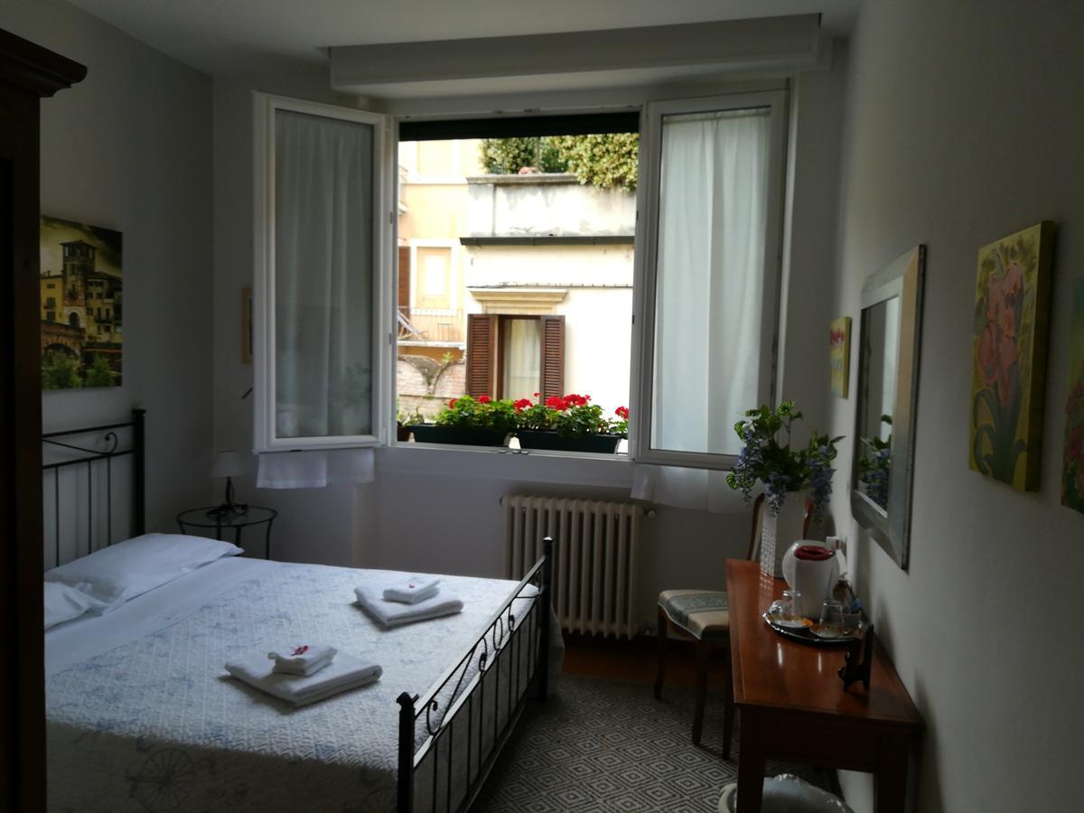 Hotel A Casa Di Luca Werona Zewnętrze zdjęcie