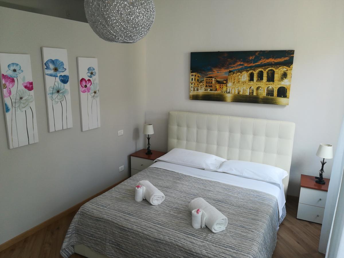 Hotel A Casa Di Luca Werona Zewnętrze zdjęcie