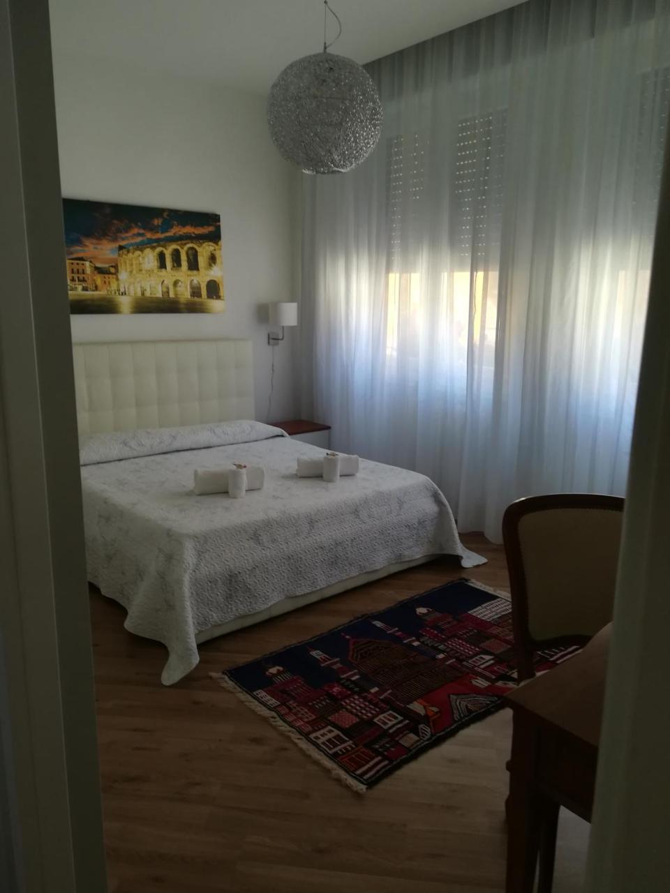Hotel A Casa Di Luca Werona Zewnętrze zdjęcie