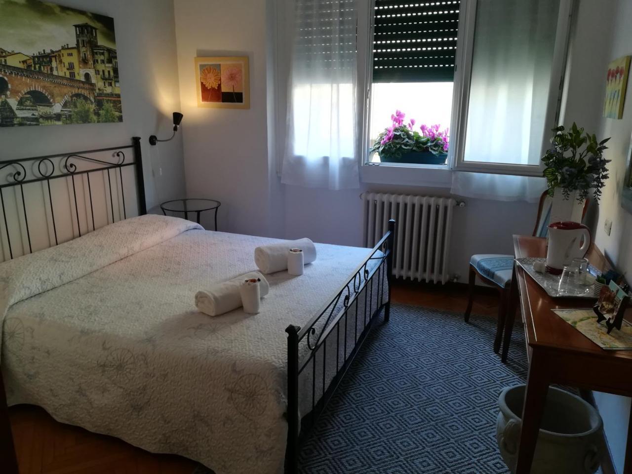Hotel A Casa Di Luca Werona Zewnętrze zdjęcie