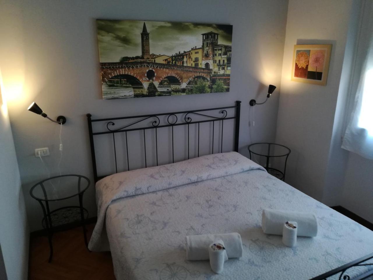 Hotel A Casa Di Luca Werona Zewnętrze zdjęcie